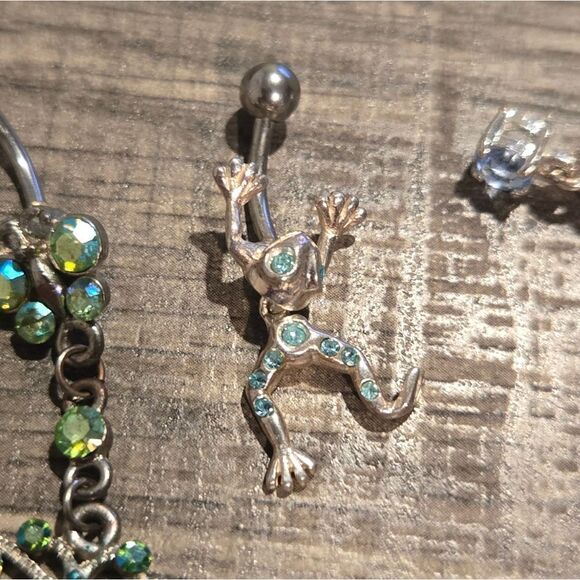Vintage early 2000s belly button dangling frog ring 14 gauge - Picture 4 of 4